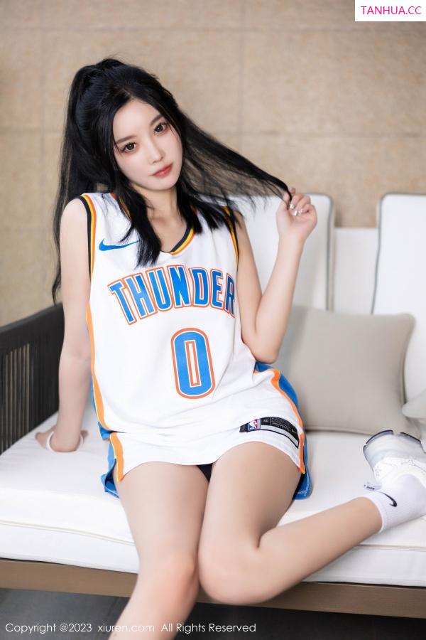 杨晨晨 sugar小甜心CC [XiuRen]高清写真图 2023.08.29 No.7304 杨晨晨Yome 运动美腿第16张图片